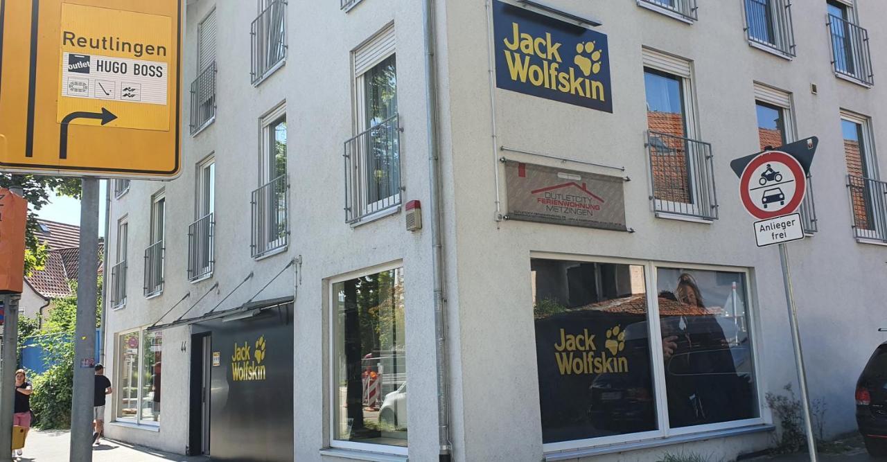 Outletcity Ferienwohnung 2 Metzingen  Buitenkant foto
